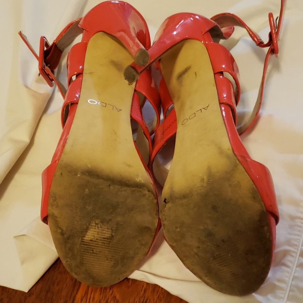 Bright heels - Picture 4 of 6